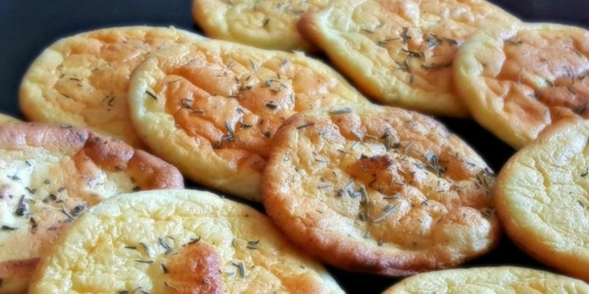 M2woman - The Internet Is Going Mad Over This Heavenly Carb and Gluten-Free "Cloud Bread" M2woman - cloud bread - carb free- gluten free bread