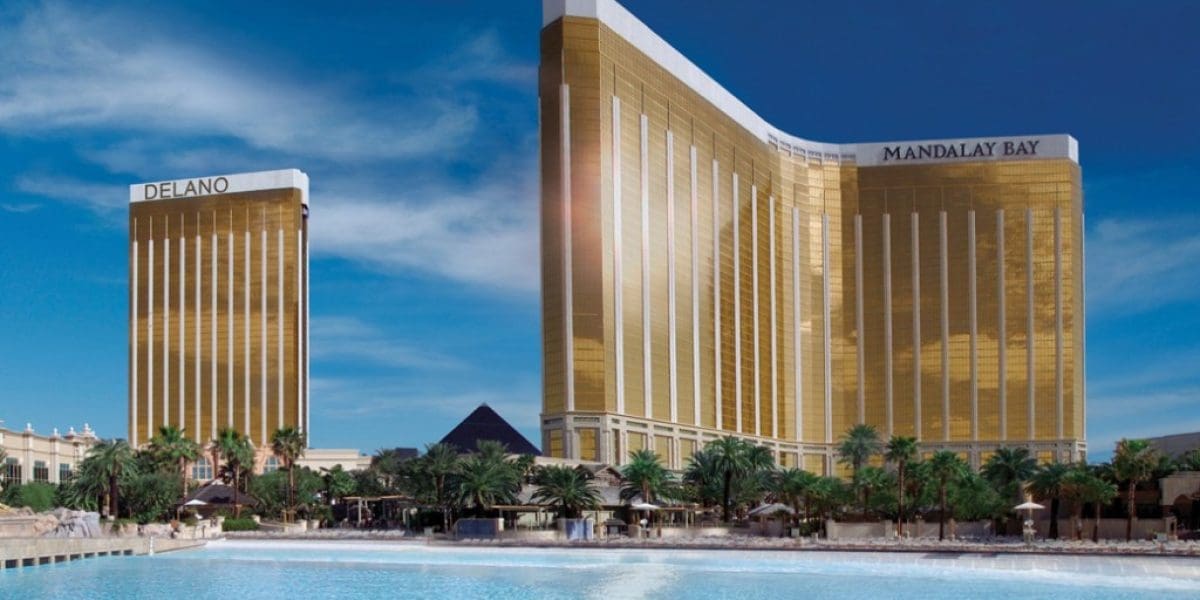 Mandalay-Bay-Exterior-With-Delano-Beautiful