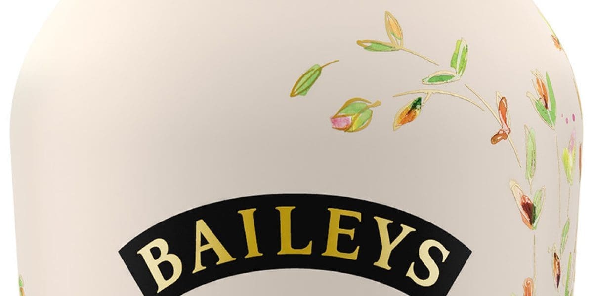 Baileys-Almande-Almondmilk-Liqueur bottle