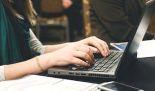 work-anxiety-m2woman work-anxiety-m2woman