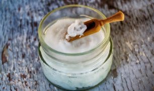 M2woman.com - Here are 8 reasons why you should add coconut oil to your daily beauty routine. M2woman.com - Here are 8 reasons why you should add coconut oil to your daily beauty routine.