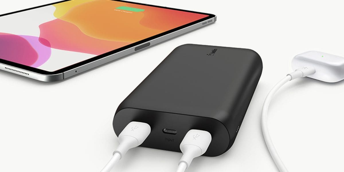 belkin-bpb003-boostcharge-powerbank-20k-charge-2-devices-v01-r04-820x461-us belkin-bpb003-boostcharge-powerbank-20k-charge-2-devices-v01-r04-820x461-us