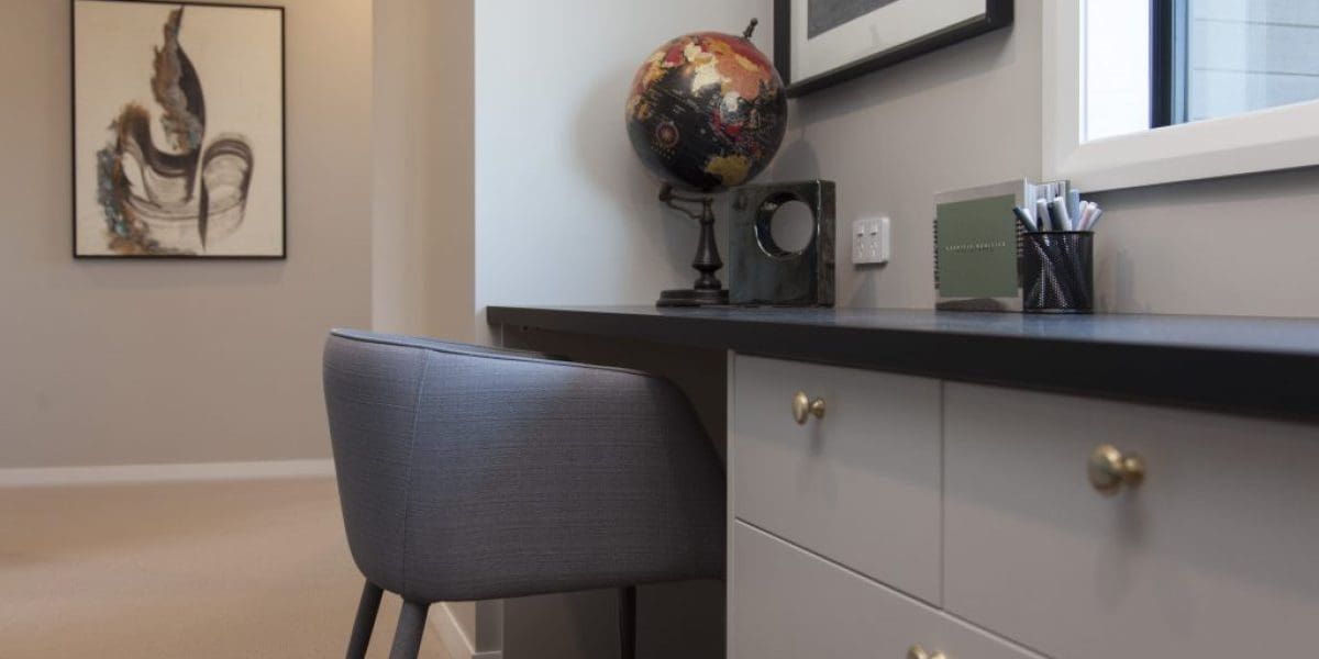 M2woman.com - Working from home doesn’t have to be hard work Working From Home Inspo - M2woman