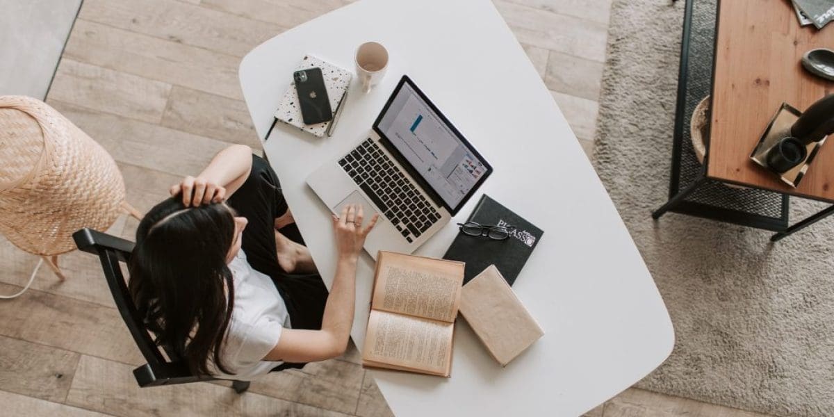 M2woman.com - 5 Out of the Box Tips For a Merry WFH Experience WFH tips and tricks - M2woman