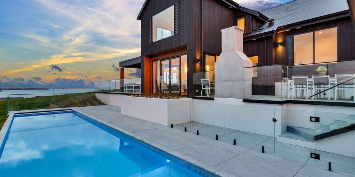 M2woman.com - Dream Home: A Coastal and Countryside Oasis Landmark Homes - Dream Home