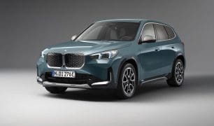 BMW-three-quarter BMW-three-quarter