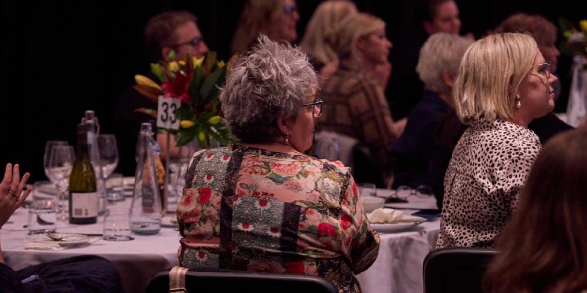 M2Woman_ConferenceRoom_Journey_To_Excellence_Danilophoto-0100