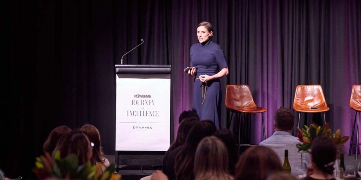 M2Woman_ConferenceRoom_Journey_To_Excellence_Danilophoto-0125