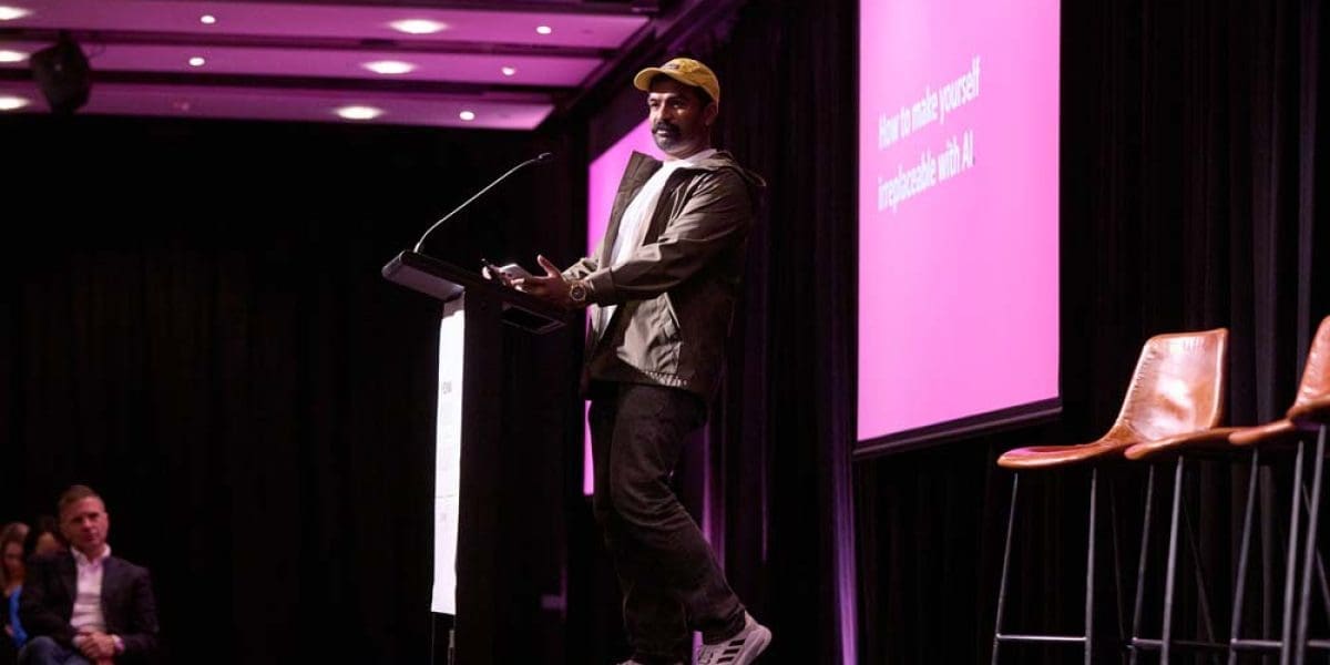 M2Woman_ConferenceRoom_Journey_To_Excellence_Danilophoto-0201