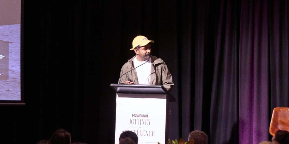 M2Woman_ConferenceRoom_Journey_To_Excellence_Danilophoto-0221