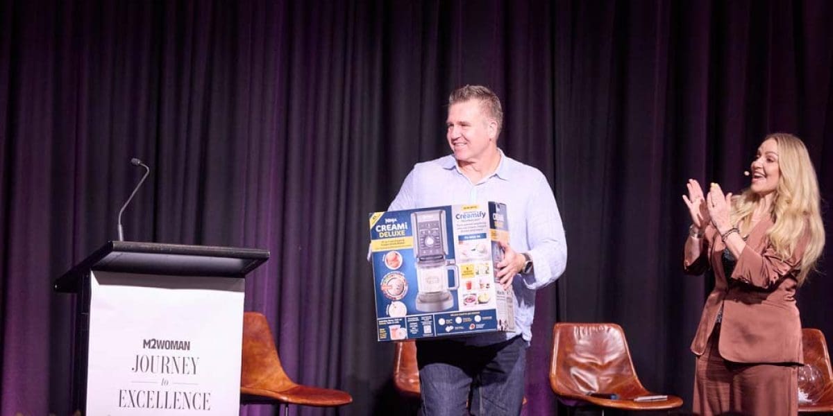 M2Woman_ConferenceRoom_Journey_To_Excellence_Danilophoto-0254