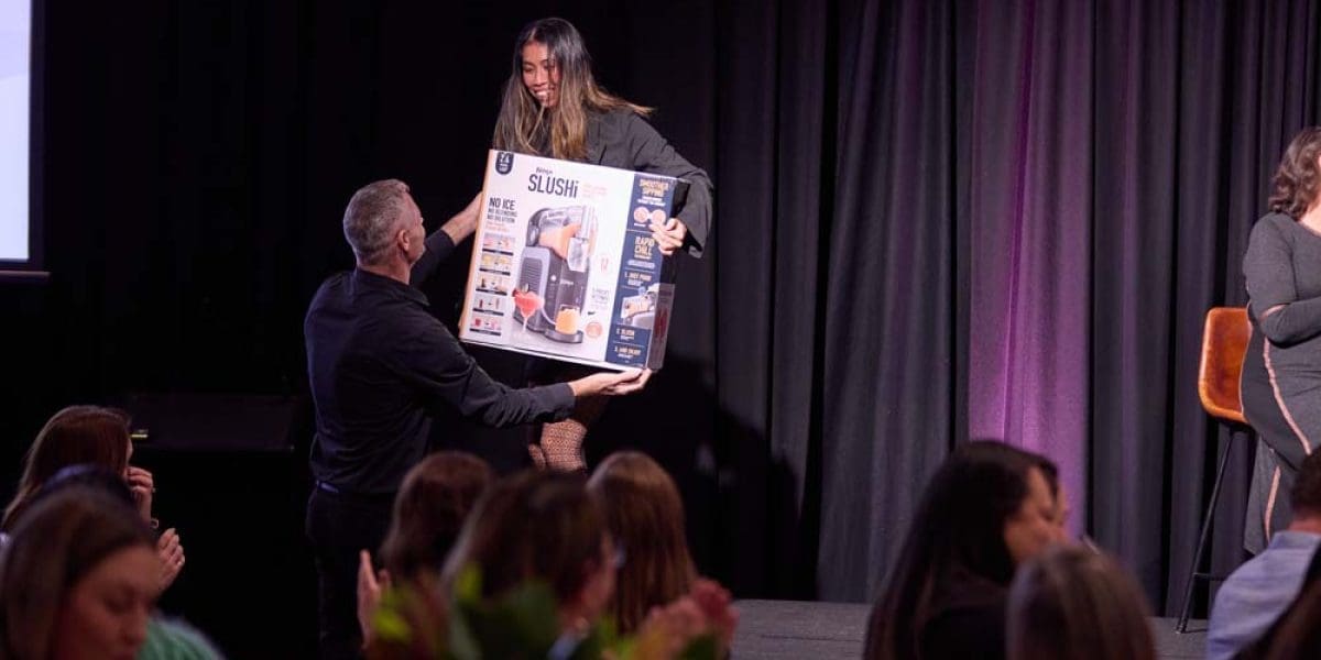 M2Woman_ConferenceRoom_Journey_To_Excellence_Danilophoto-0315