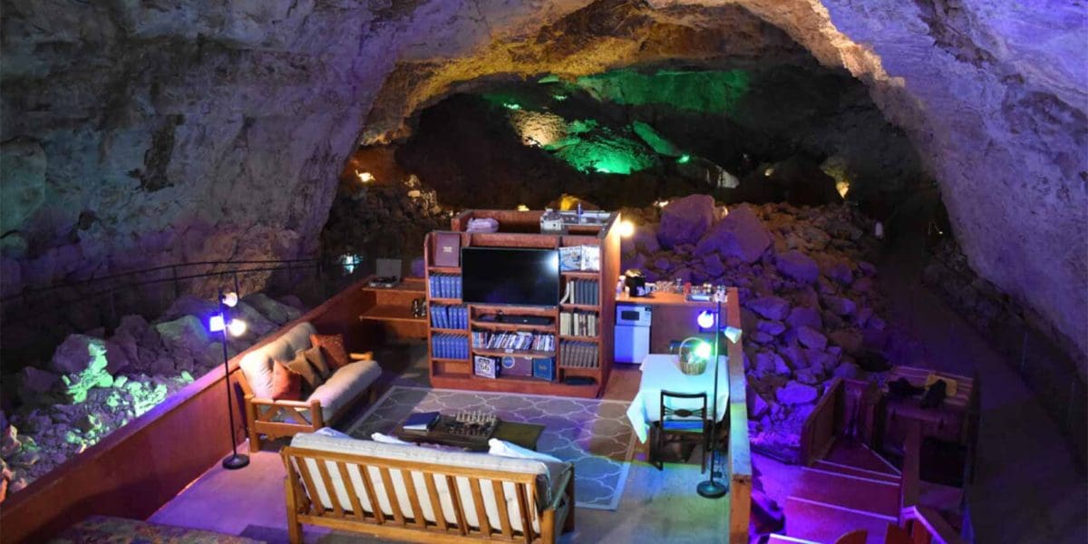 caverns-hotel